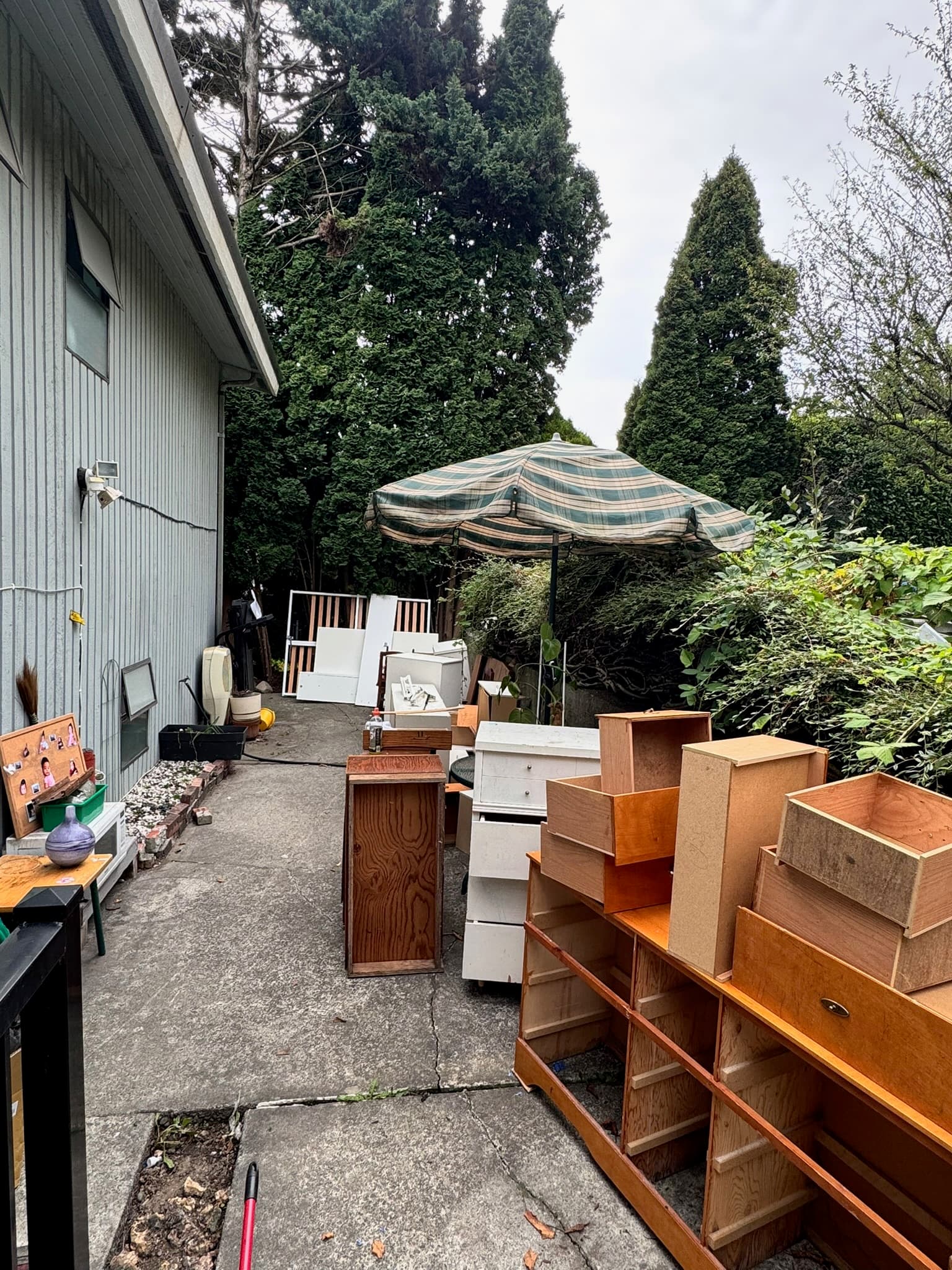 Outdoor clearance